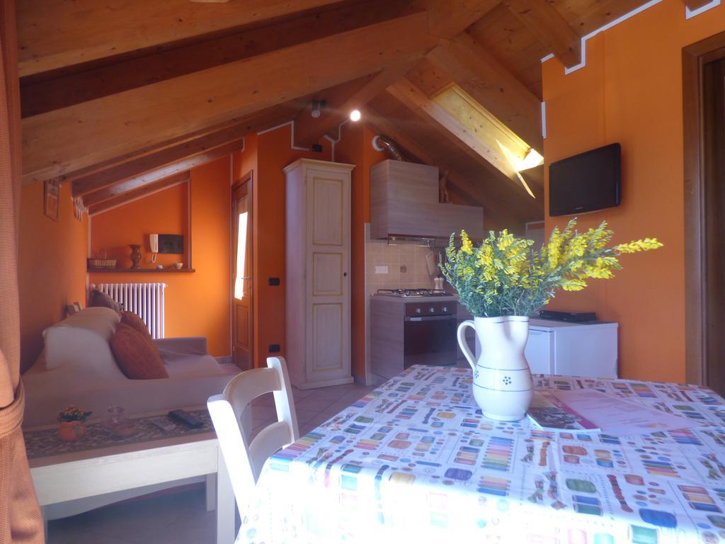 Casale Fe-Wo - Appartamenti Con Vista Lago Cannero Riviera Eksteriør bilde