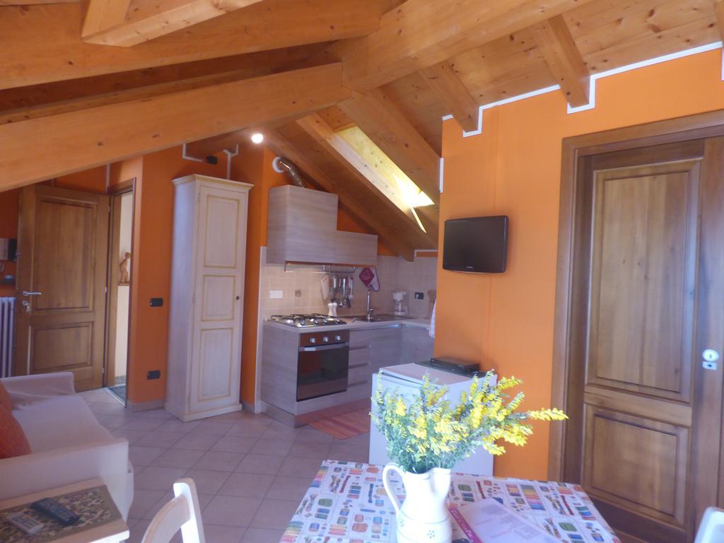 Casale Fe-Wo - Appartamenti Con Vista Lago Cannero Riviera Eksteriør bilde
