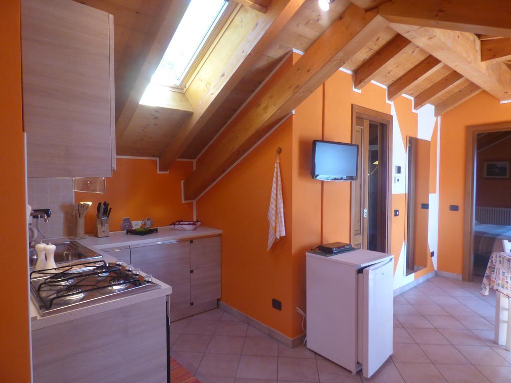 Casale Fe-Wo - Appartamenti Con Vista Lago Cannero Riviera Eksteriør bilde
