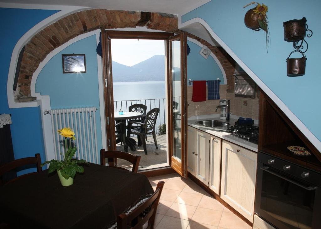 Casale Fe-Wo - Appartamenti Con Vista Lago Cannero Riviera Rom bilde