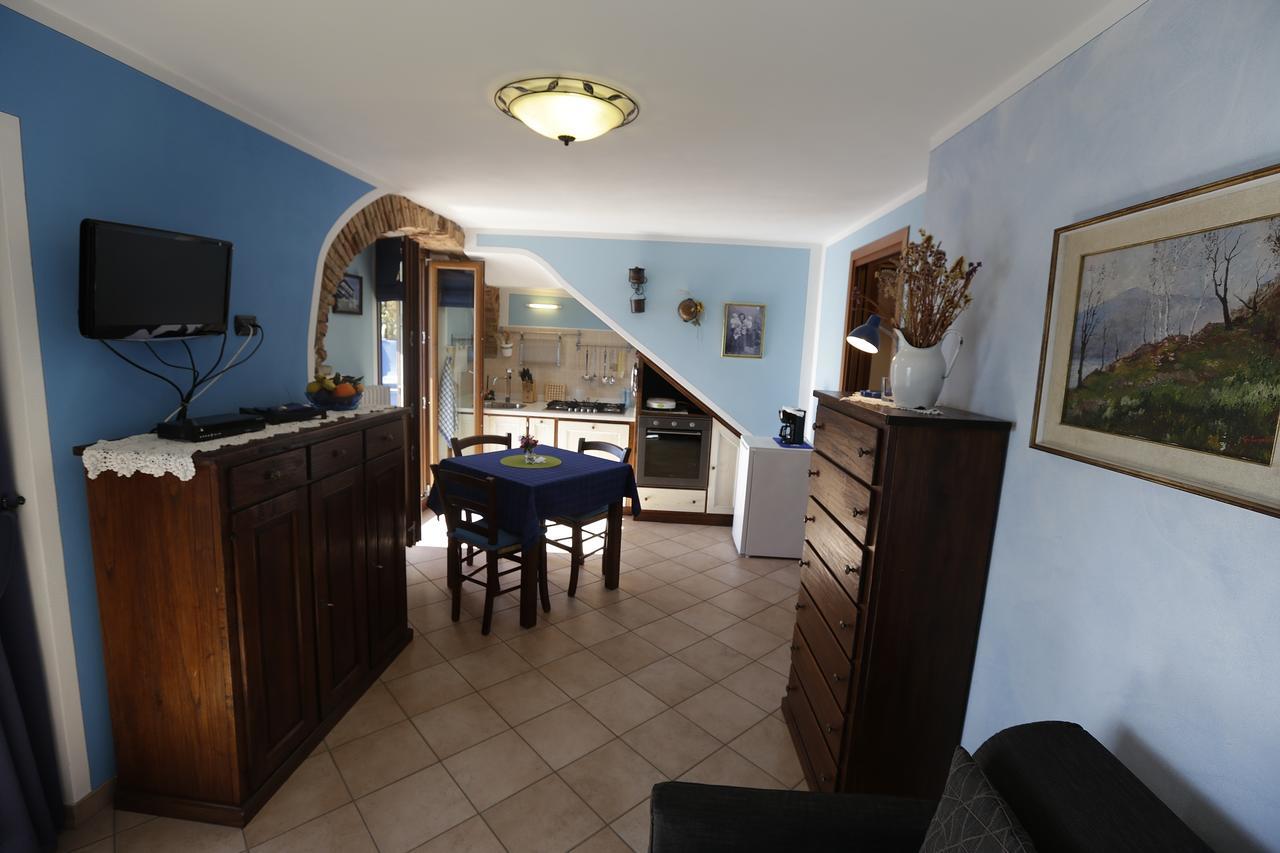 Casale Fe-Wo - Appartamenti Con Vista Lago Cannero Riviera Eksteriør bilde