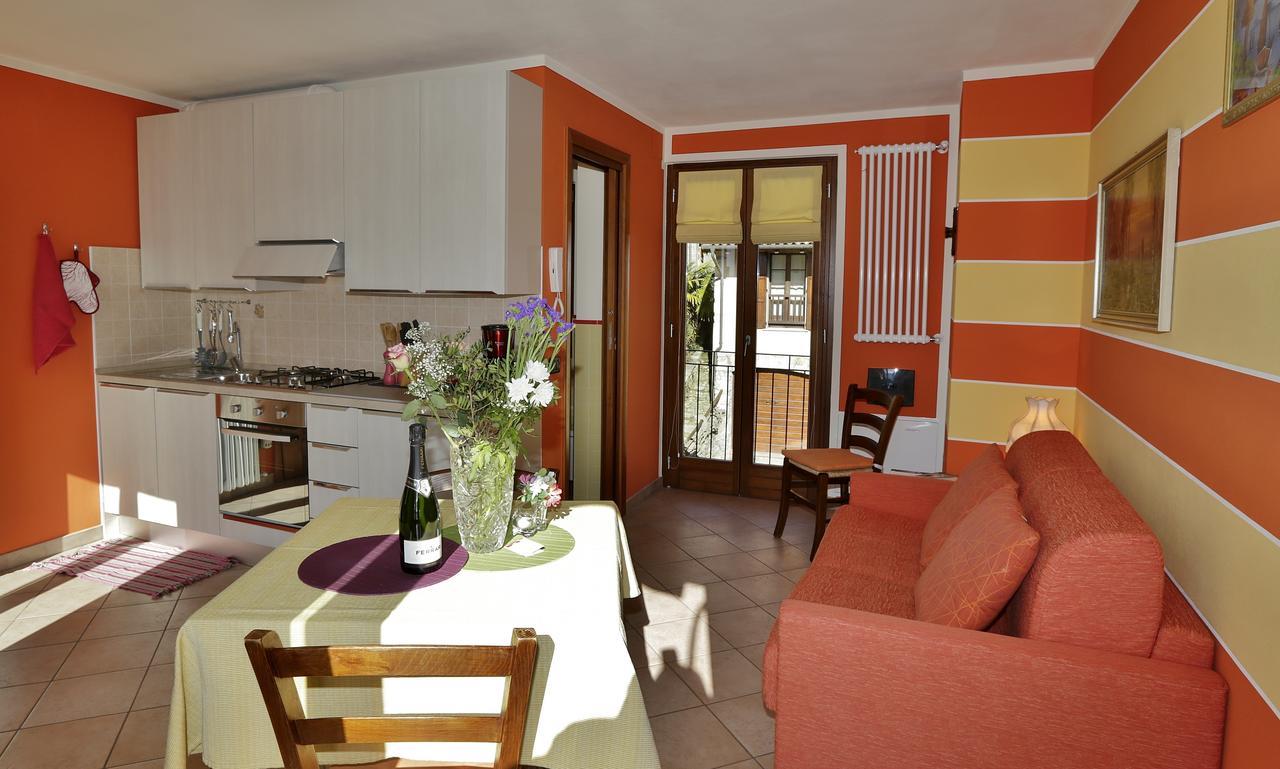 Casale Fe-Wo - Appartamenti Con Vista Lago Cannero Riviera Eksteriør bilde