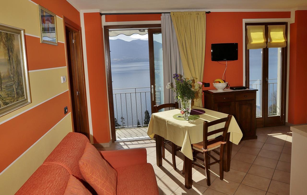 Casale Fe-Wo - Appartamenti Con Vista Lago Cannero Riviera Eksteriør bilde